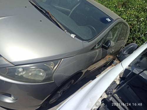  MITSUBISHI GRANDIS (NA0W) 