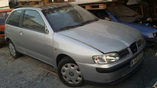 SEAT IBIZA (6K1) — vehículo donante para recambios 