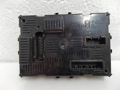 CAJA RELES / FUSIBLES, RENAULT, CLIO III
