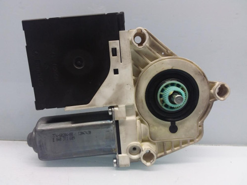 MOTOR ELEVALUNAS DELANTERO IZQUIERDO 