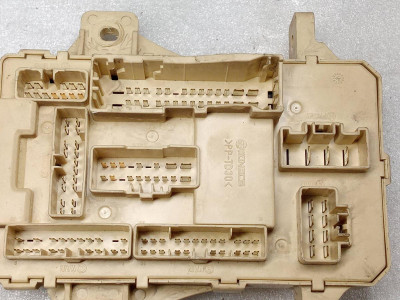 CAJA RELES / FUSIBLES, NISSAN, ALMERA (N16/E)