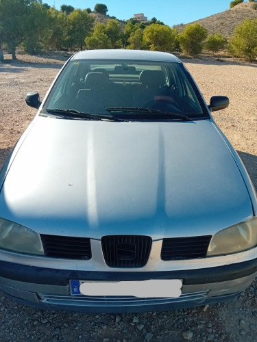 SEAT CORDOBA BERLINA (6K2) — Donor Vehicle for Used Parts 