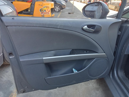  JUEGO TAPIZADOS / CARTONERAS SEAT LEON (1P1) 