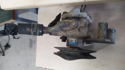 BOMBA DIRECCION NISSAN PICKUP (D22) 
