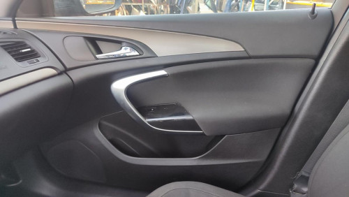 OPEL INSIGNIA BERLINA — Donor Vehicle for Used Parts 