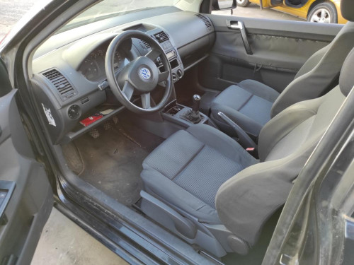 VOLKSWAGEN POLO IV (9N1) — vehículo donante para recambios 