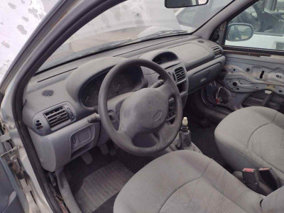 RENAULT CLIO II FASE I (B/CB0)