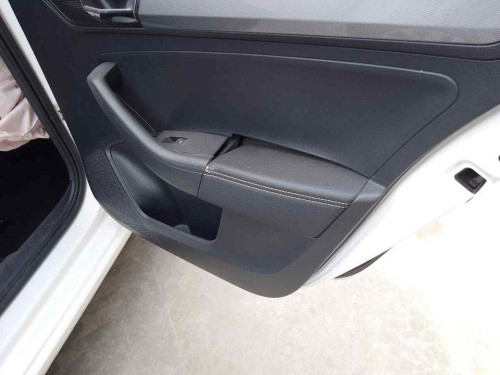 ELEVALUNAS TRASERO DERECHO Seat TOLEDO (KG3) 