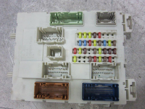  CAJA RELES / FUSIBLES FORD FOCUS SPORTBREAK (CB8) 