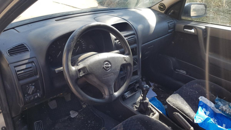 Opel Astra G Berlina (1998->) SIN IDENTIFICAR