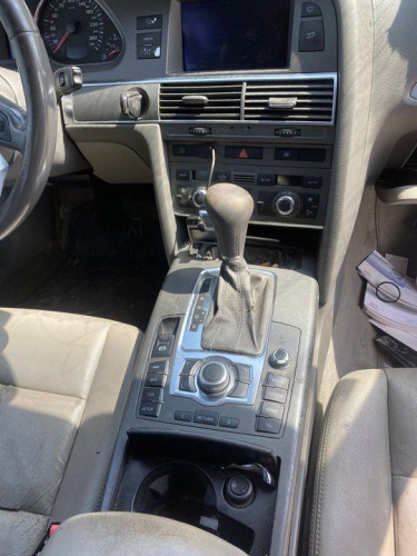  AUDI A6 BERLINA (4F2) 