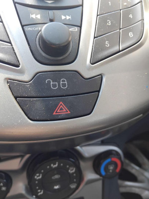WARNING Ford Fiesta (CB1)(2008->)