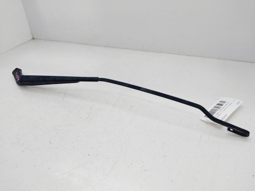 BRAZO LIMPIA DELANTERO DERECHO Volkswagen GOLF IV BERLINA (1J1)(10.1997) 