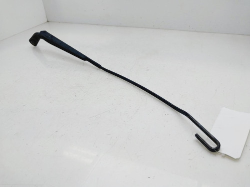 BRAZO LIMPIA DELANTERO DERECHO Volkswagen GOLF IV BERLINA (1J1)(10.1997) 