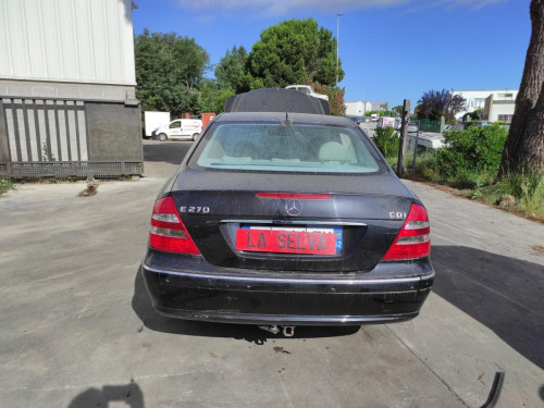 MERCEDES-BENZ CLASE E (BM 211) BERLINA — vehículo donante para recambios 