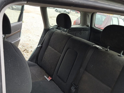 CINTURON SEGURIDAD TRASERO DERECHO