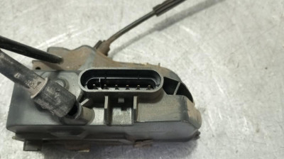 CERRADURA PUERTA TRASERA DERECHA