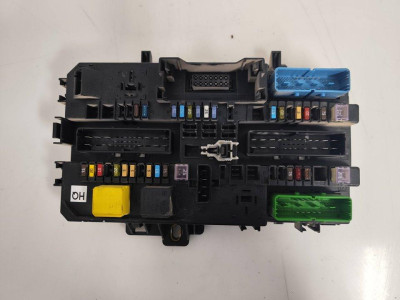 CAJA RELES / FUSIBLES, OPEL