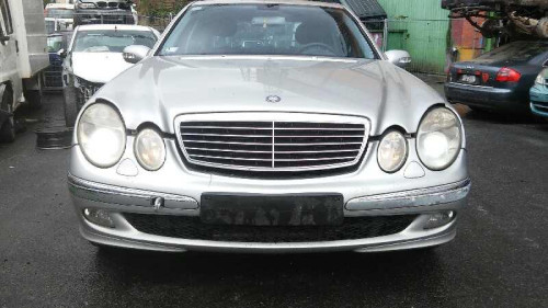  MERCEDES-BENZ CLASE E (BM 211) BERLINA 