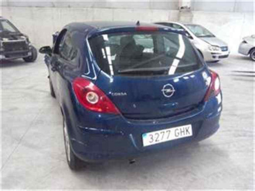 OPEL CORSA D — vehículo donante para recambios 