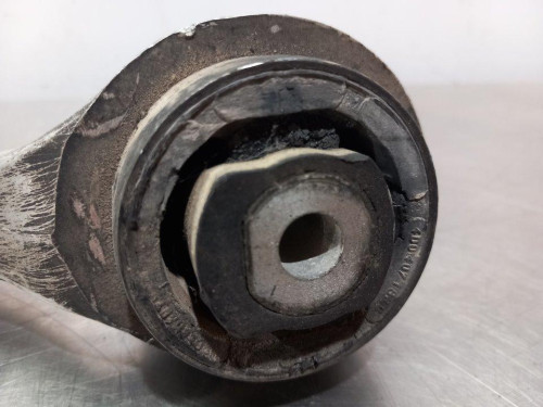  BRAZO SUSPENSION DELANTERO IZQUIERDO Volkswagen PASSAT BERLINA (3B3) 