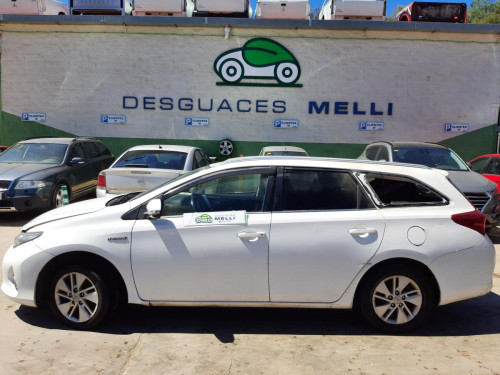  TOYOTA AURIS TOURING SPORTS (E18) 