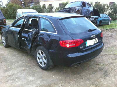 AUDI A4 BERLINA (8K2)