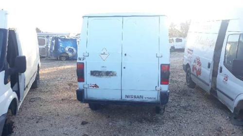  NISSAN TRADE 