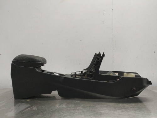  APOYABRAZOS CENTRAL, HYUNDAI, I30 (GD) 