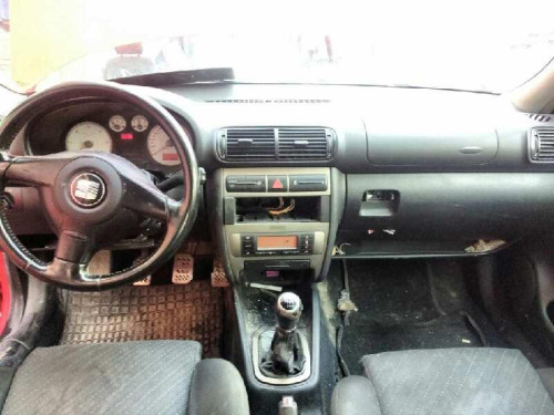  SEAT LEON (1M1) 
