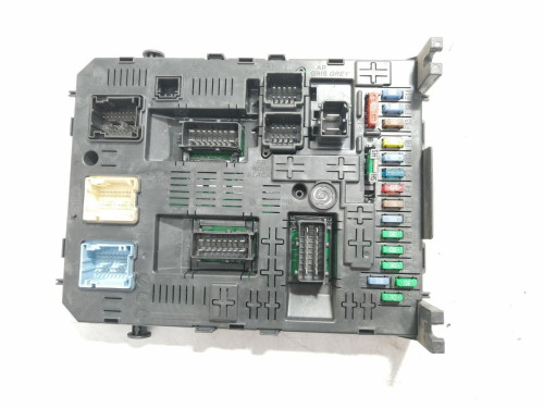  CAJA RELES / FUSIBLES CITROEN C4 PICASSO 