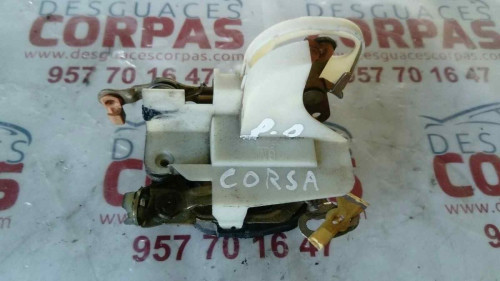  CERRADURA PUERTA DELANTERA DERECHA OPEL CORSA B 