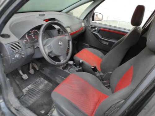 OPEL MERIVA — vehículo donante para recambios 