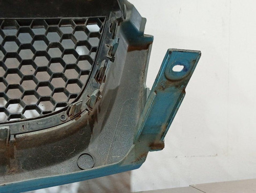  REJILLA DELANTERA RENAULT TRAFIC II FURGÓN 