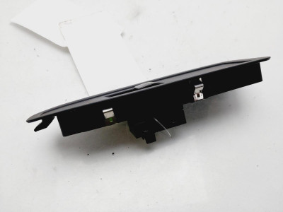 MANDO ELEVALUNAS DELANTERO DERECHO, BMW, SERIE X1 (F48)