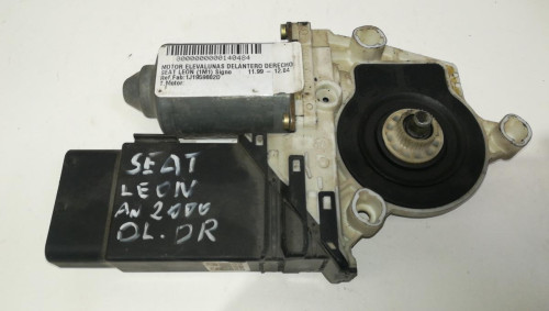  MOTOR ELEVALUNAS DELANTERO DERECHO 
