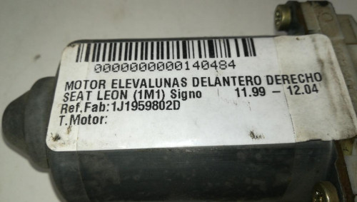  MOTOR ELEVALUNAS DELANTERO DERECHO 