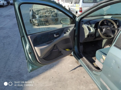 NISSAN ALMERA TINO (V10M)