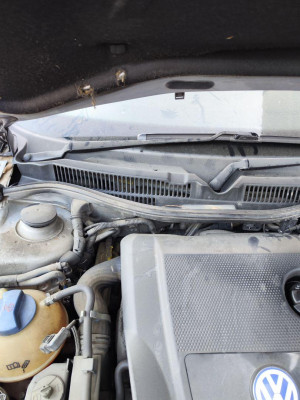 BRAZO LIMPIA DELANTERO DERECHO