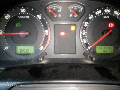 SKODA SUPERB (3U4)