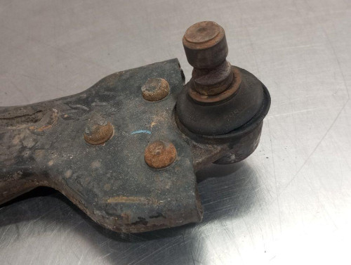  BRAZO SUSPENSION DELANTERO DERECHO Mercedes-Benz VITO BASIC-KOMBI (639) 