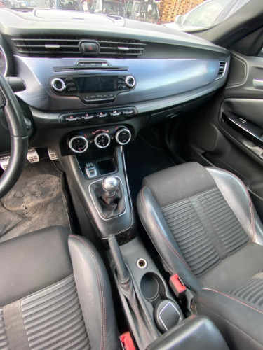  ALFA ROMEO GIULIETTA (191) 