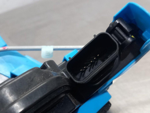  CERRADURA PUERTA TRASERA DERECHA Kia NIRO (SG2) 