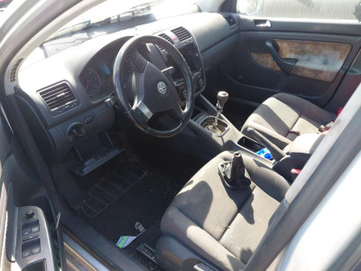 VOLKSWAGEN GOLF V (1K1)(10.2003)