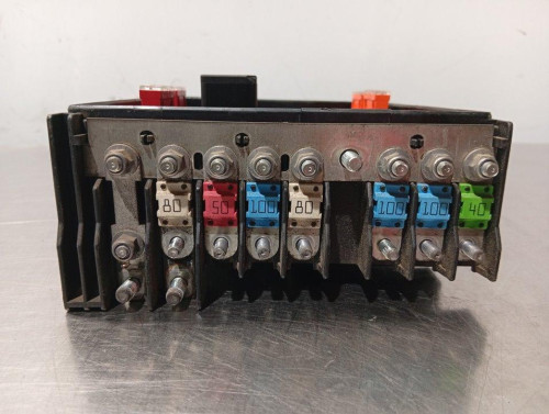  CAJA RELES / FUSIBLES VOLKSWAGEN PASSAT VARIANT (3C5) 