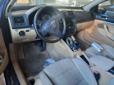 VOLKSWAGEN GOLF V (1K1)(10.2003)