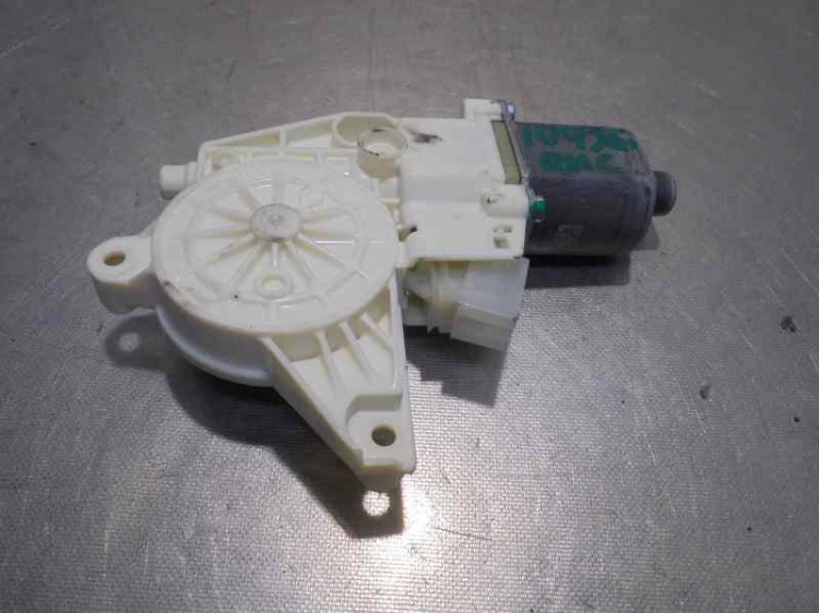 MOTOR ELEVALUNAS DELANTERO IZQUIERDO