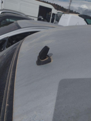 BASE DE ANTENA Peugeot PARTNER (S2) 
