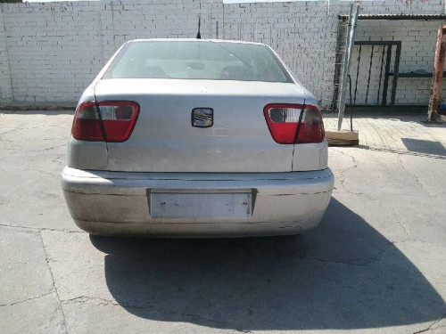 SEAT CORDOBA BERLINA (6K2) — автомобиль-донор на запчасти 