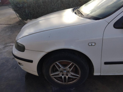 ALETA DELANTERA IZQUIERDA Seat Toledo (1M2)(03.1999->)